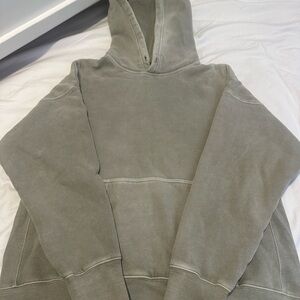 Aritzia TNA hoodie